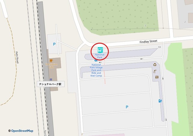 ナショナルパークバス停 (Bus stop at National Park Station, Findlay St)