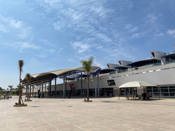 【らくらく空港送迎】カサブランカ市内→カサブランカ空港・片道