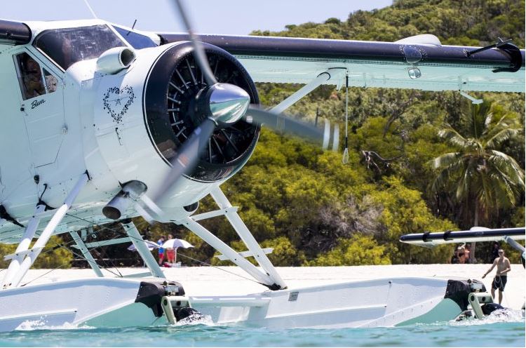 水上飛行機で行く！ <br />ホワイトへブン ビーチ・ファンシーカー