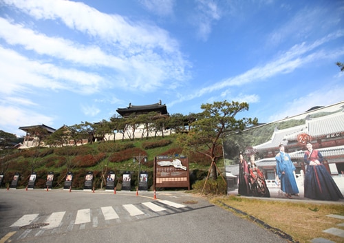 MBCドラミア（大長今パーク）＋世界遺産（昌徳宮・宗廟）ツアー＜昼食付き/日本語ガイド案内！＞